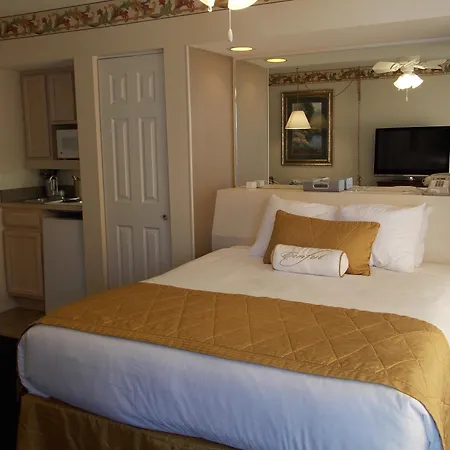 The Suites At Fall Creek-2