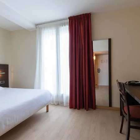 Hotel Oceania Brest-2
