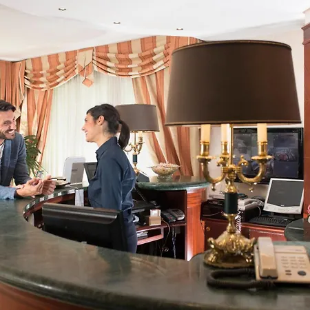 Hotel De Londres-2