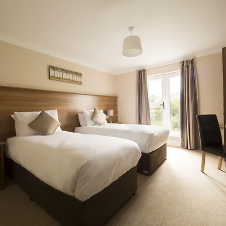 Riverside Hotel-2