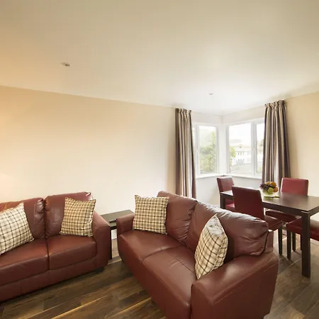 Riverside Hotel-2