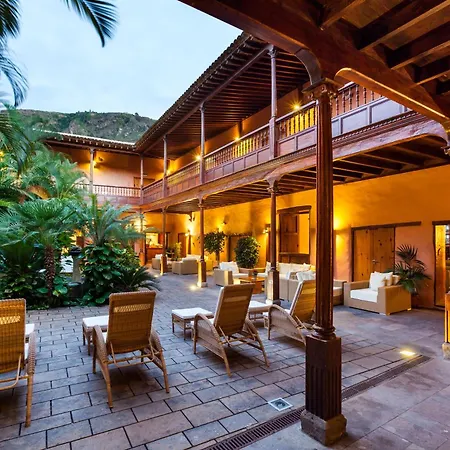 Hotel Livvo La Quinta Roja-3