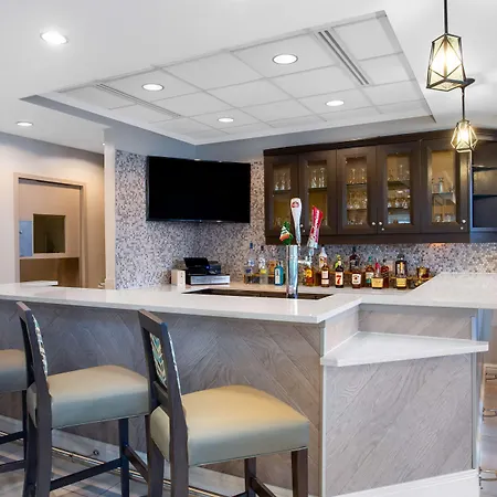 Hilton Garden Inn Islip/Macarthur Airport-2