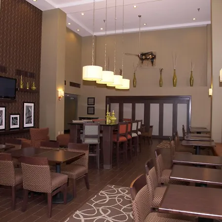 Hampton Inn & Suites Hobbs-3