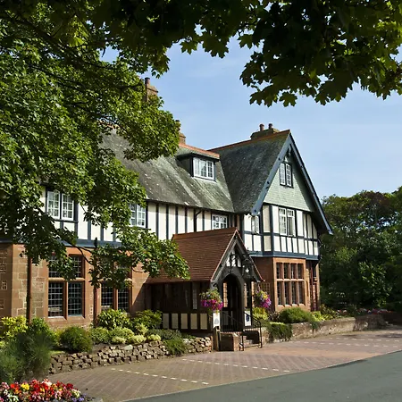 Piersland House-3