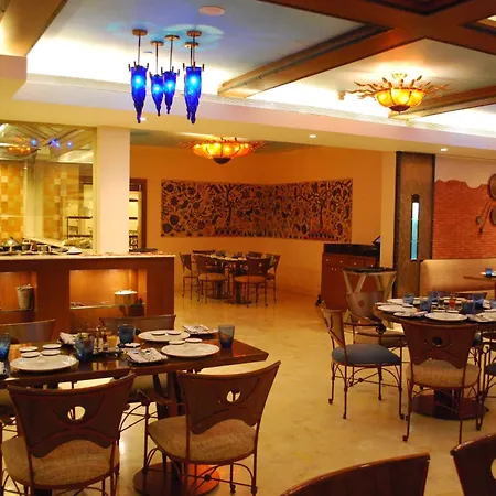 Radisson Hotel Varanasi-3