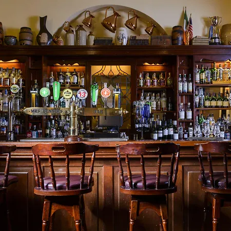 Dingle Benners Hotel-3