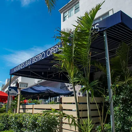 Catalina Hotel & Beach Club-3