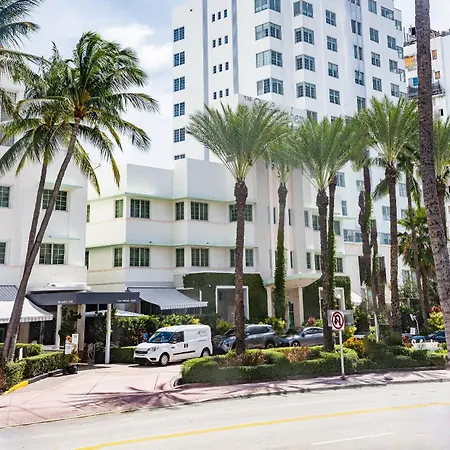 Catalina Hotel & Beach Club-3
