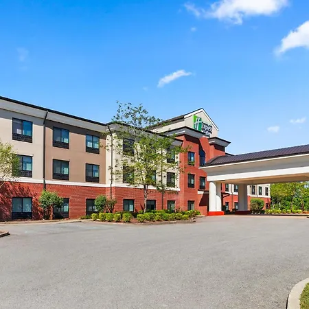 Holiday Inn Express & Suites Fairmont By Ihg-2