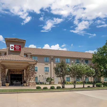 Best Western Plus Crown Colony Inn & Suites-3