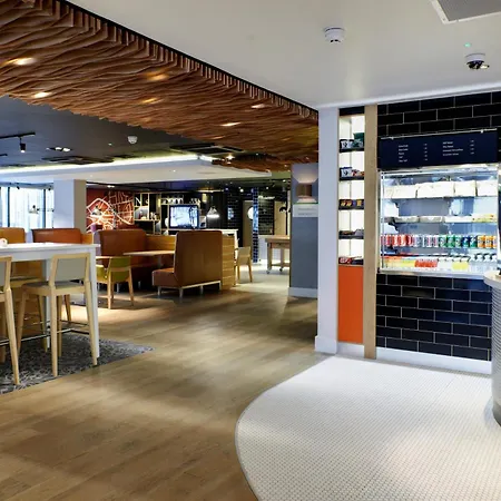 Holiday Inn London Brentford Lock By Ihg-2