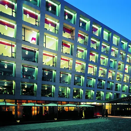 Radisson Blu Media Harbour Hotel, Duesseldorf-3