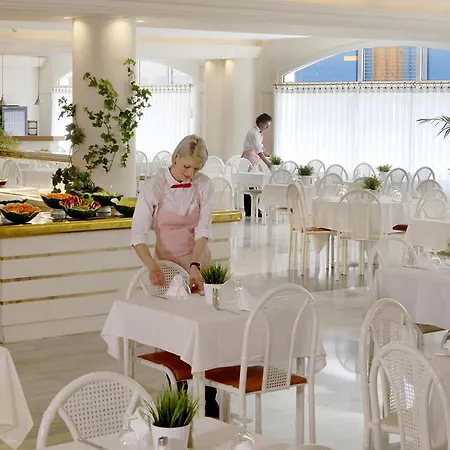 Augusta Club & Spa - Adults Only-2