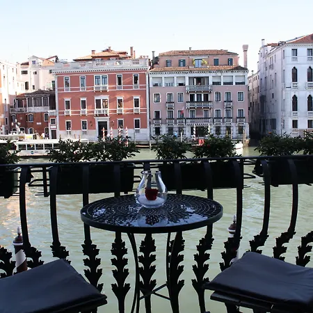 Hotel Palazzo Barbarigo Sul Canal Grande-2