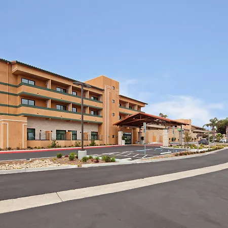 Holiday Inn Express Hotel & Suites Ventura Harbor By Ihg-2