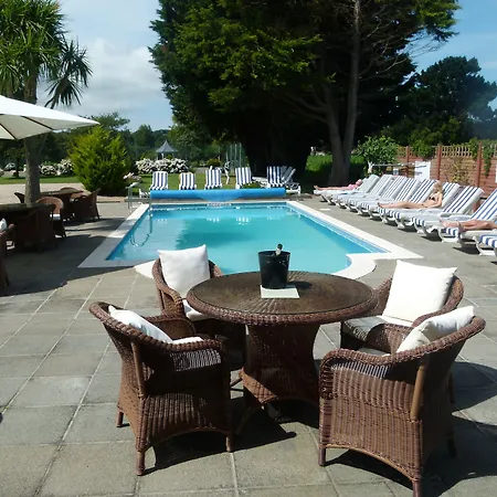 Beachcombers Hotel-3