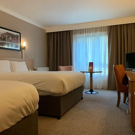 Clayton Hotel, Leeds-3
