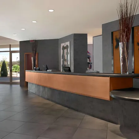Hilton Garden Inn Rome Airport-2