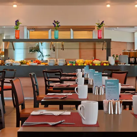 Hilton Garden Inn Rome Airport-2