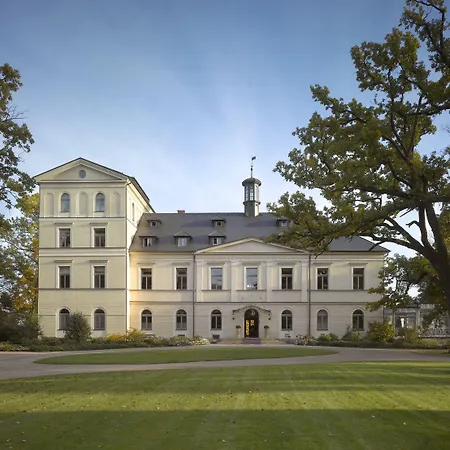 Chateau Mcely-2