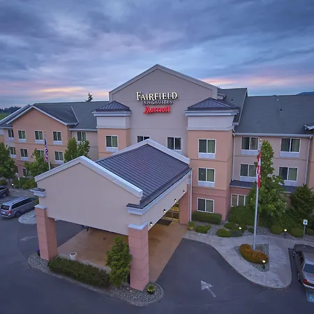 Fairfield Inn & Suites Burlington-3