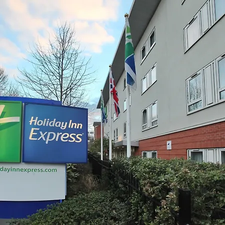 Holiday Inn Express Birmingham Redditch By Ihg-2