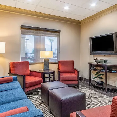 Comfort Inn & Suites Tuscumbia-Muscle Shoals-3