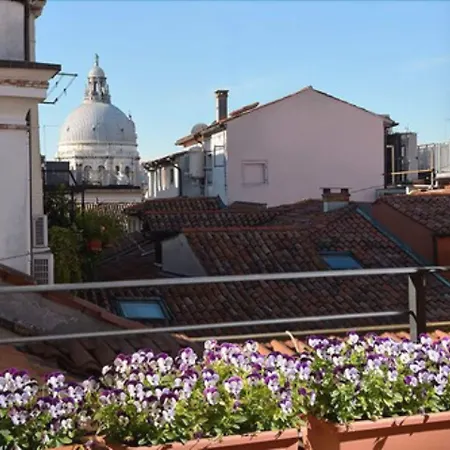 Hotel Dell'Opera-3