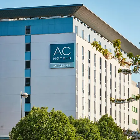 Ac Hotel By Marriott Manchester Salford Quays-2