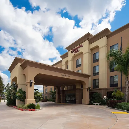 Hampton Inn Visalia-2