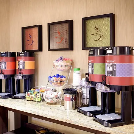 Hampton Inn & Suites Chicago/Saint Charles-2