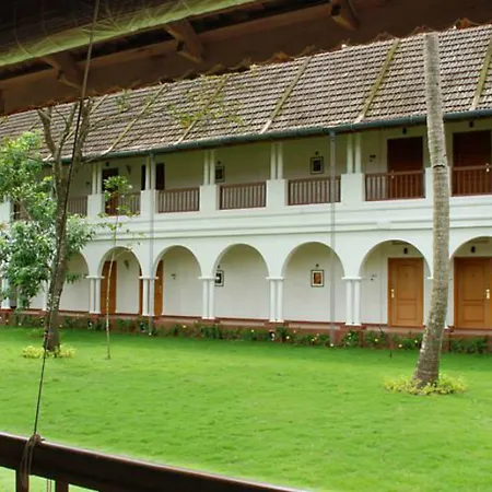 Lemon Tree Vembanad Lake Resort, Kerala-3