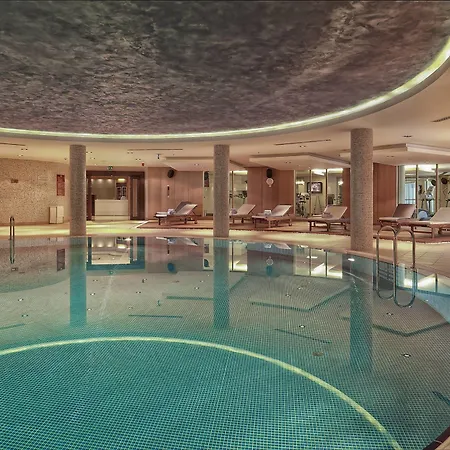 Delta Hotels By Marriott Istanbul West-3