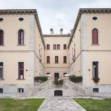 Hotel Villa Soligo - Small Luxury Hotels Of The World-2