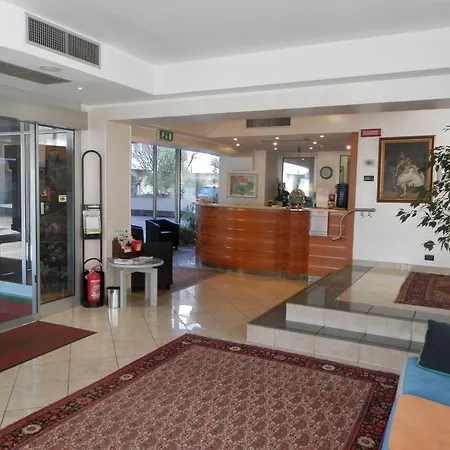 Augustus Hotel-3
