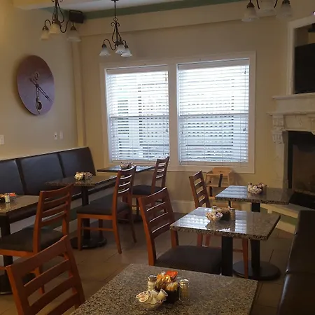 Crescent Suites Hotel-2