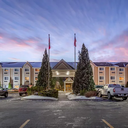 Best Western Plus Woodstock Inn & Suites-2