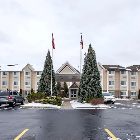 Best Western Plus Woodstock Inn & Suites-3