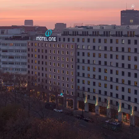 Motel One Berlin-Tiergarten-2