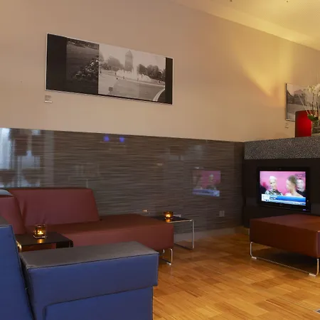 Intercityhotel Mannheim City-3