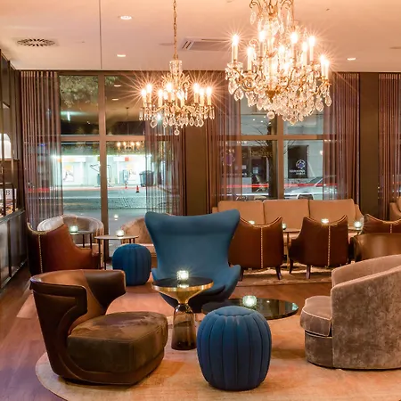 Motel One Berlin-Bellevue-2