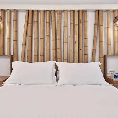 Callia Retreat Suites - Adults Only-3
