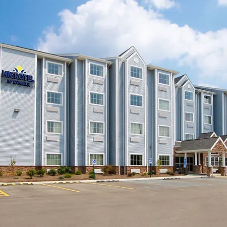 Microtel Inn & Suites By Wyndham Waynesburg-3