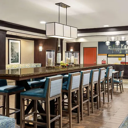 Hampton Inn New Albany-3