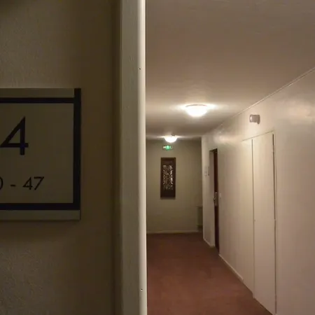 Hotel De La Gare-2