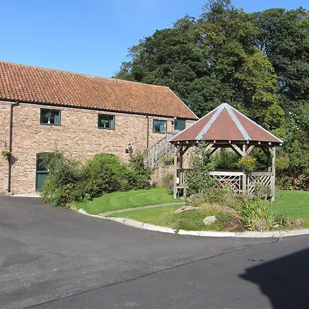 Wolds Village Hotel-3