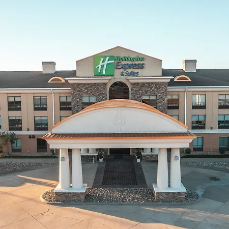 Holiday Inn Express Hotel And Suites Saint Robert By Ihg-3