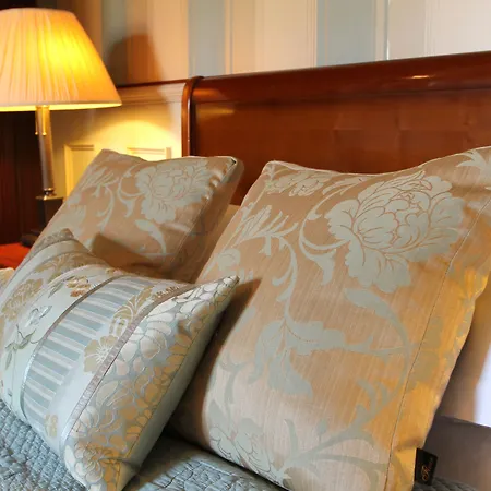 Alexandra Court Hotel-2