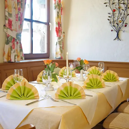 Hotel Seeblick&Ferienwohnung-3